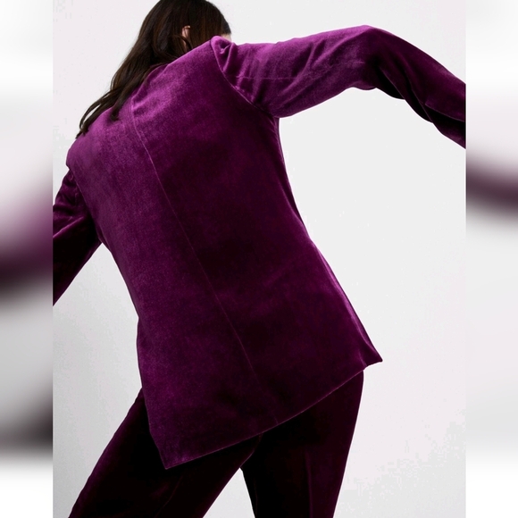 ZARA, New, Luxe Purple Velvet Rhinestone Button Oversized Blazer, Size Small - Picture 3 of 13